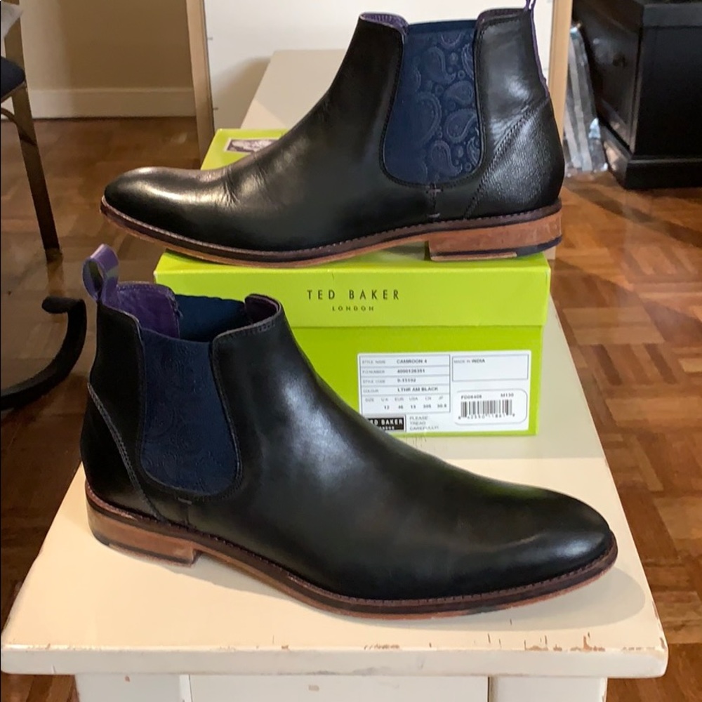 Ted Baker London Camroon 4
Leather Chelsea Boot